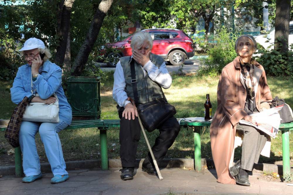 Ирина Киркора - В СПЧ предложили ввести пропуска для пенсионеров и дачных поездок - mk.ru - Россия