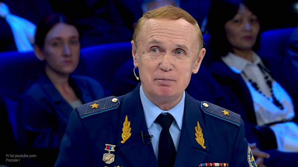 Владимир Попов - Генерал-майор Попов объяснил причину схожести российского Ту-160 и американского B-1B - politros.com - Россия - Китай - США
