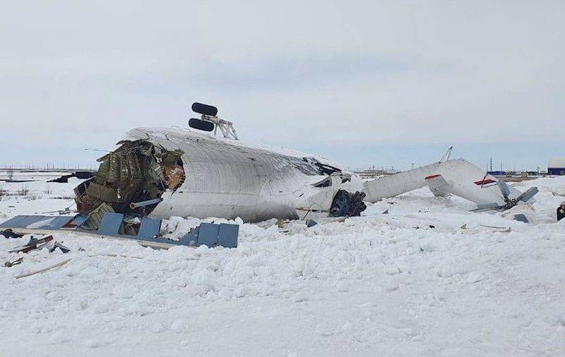 Развалился на части: последствия жесткой посадки Ми-26 на Ямале сняли на видео - bloknot.ru - Абакан