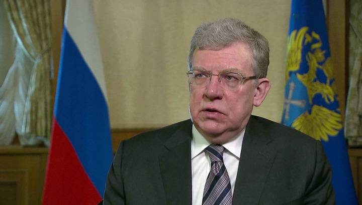 Владимир Путин - Алексей Кудрин - Кудрин призвал тратить средства ФНБ, не скупясь - vesti.ru - Россия