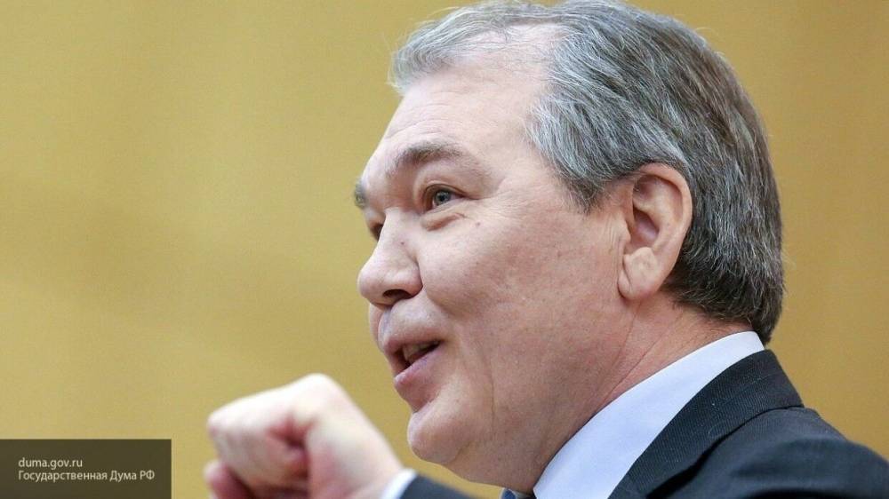 Владимир Ленин - Леонид Калашников - Депутат КПРФ Калашников госпитализирован с COVID-19 - politros.com - Россия