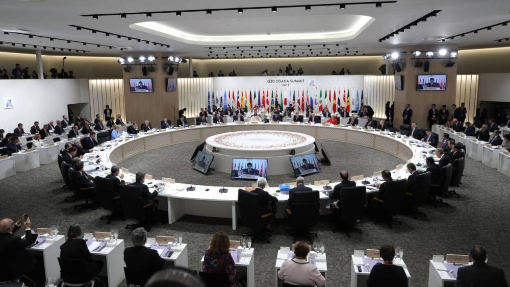 Владимир Брутер - Брутер объяснил, зачем США сорвали саммит G20 и обвиняют в эпидемии ВОЗ и Китай - riafan.ru - Китай - США