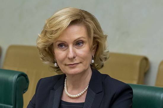 Инна Святенко - Святенко призвала торговые сети продавать маски по себестоимости - pnp.ru