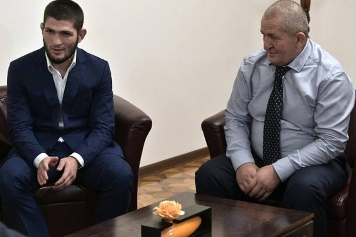 Хабиб Нурмагомедов - Тони Фергюсон - Отец Хабиба Нурмагомедова госпитализирован в больницу - mk.ru - Россия - Нью-Йорк - респ. Дагестан