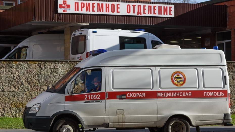 В Великом Новгороде принудительно госпитализировали семью больных COVID-19 - dp.ru - Великий Новгород