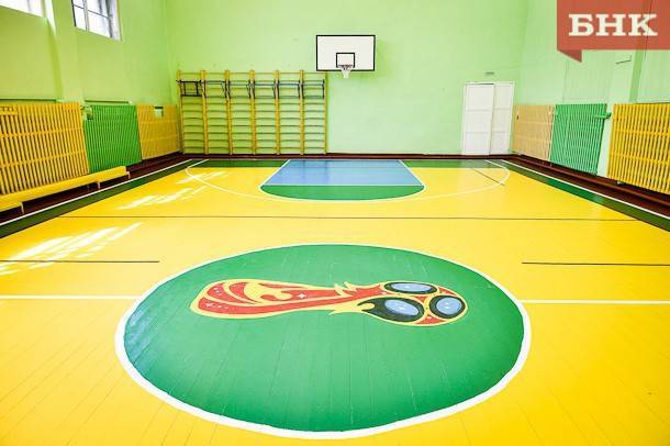 Владимир Уйба - В спортшколе Сыктывкара разместят сто коек для коронавирусных больных - bnkomi.ru - Россия - респ. Коми - Сыктывкар