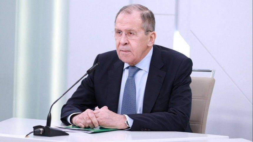 Сергей Лавров - Лавров ответил на попытки ряда стран «показать пальцем» на ВОЗ из-за COVID-19 - 5-tv.ru - Россия
