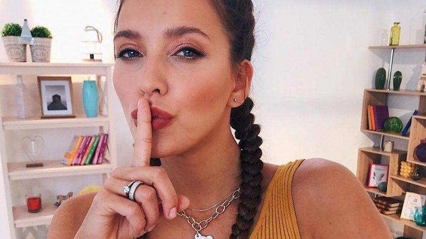 Регина Тодоренко - После скандала и лишения титула Тодоренко решила заняться проблемами насилия - 5-tv.ru
