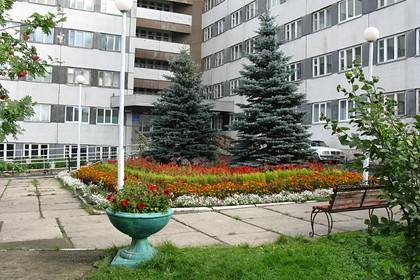 Заместитель главврача российской больницы выпала из окна - lenta.ru - Красноярский край - Красноярск