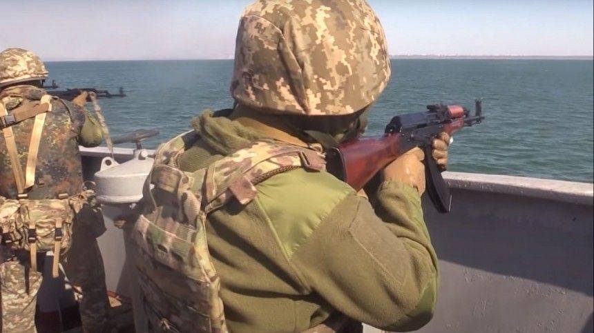 «Вот это мощь!» — Боевой поход украинских моряков высмеяли в сети - 5-tv.ru