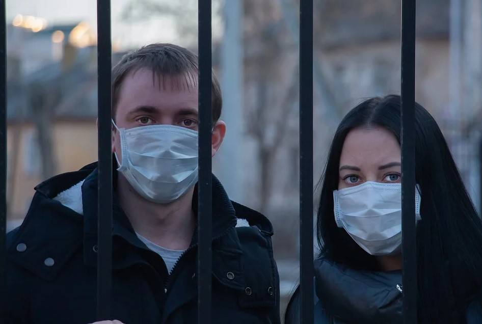 В МЧС рассказали о ситуациях, когда позволяется нарушить режим самоизоляции - newsland.com - Россия