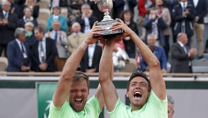 Roland Garros - "Давно планировал". Чемпион Roland Garros-2019 стал работником супермаркета - vesti.ru - Германия - Франция
