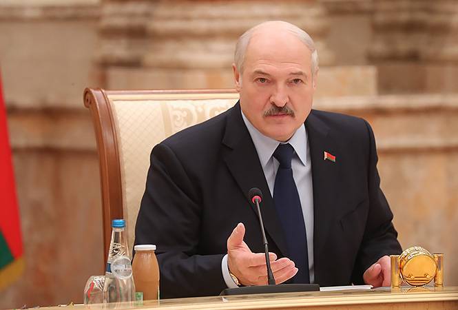 Александр Лукашенко - Лукашенко заявил, что в пострадавших от аварии на ЧАЭС районах можно жить - vm.ru - Белоруссия - Гомельская обл. - район Наровлянский