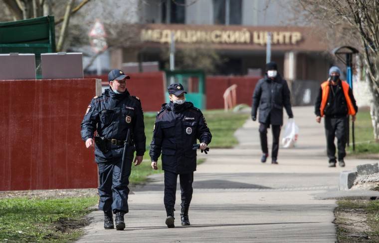 Инфекционист Минздрава предложил продлить самоизоляцию до 12 мая - news.ru - Москва - Россия