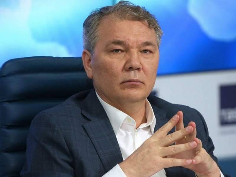 Дмитрий Новиков - Два депутата Госдумы от КПРФ заболели коронавирусом - dayonline.ru - Россия