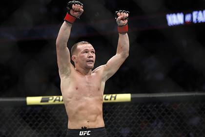 Петр Ян - Российский боец UFC описал карантин в Таиланде и в России словами «небо и земля» - lenta.ru - Россия - Бразилия - Таиланд