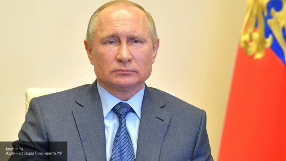 Владимир Путин - Олег Кувшинников - Сергей Аксенов - Губернаторы ожидают, что Путин объявит о продлении нерабочих дней до 11 мая - politros.com - Россия - Крым - Вологодская обл.