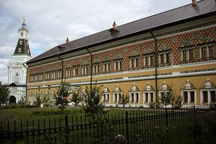 Коронавирусом заразились десятки жителей Московской духовной академии - newsland.com - Москва - Россия