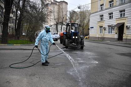 Владимир Путин - Олег Кувшинников - Сергей Аксенов - Назван предполагаемый срок продления ограничений в России из-за коронавируса - lenta.ru - Россия - Крым - Вологодская обл.