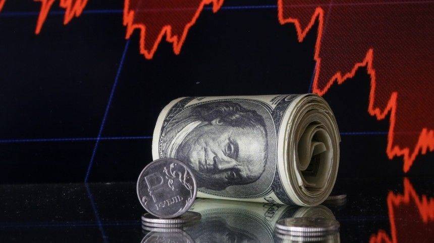 Александр Новак - Нефть дешевеет на торгах на фоне опасений по поводу хранилищ - 5-tv.ru - Лондон - Нью-Йорк