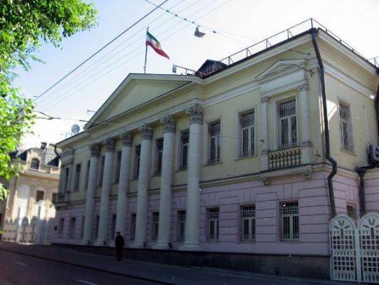 Иранских студентов в Москве призвали вернуться домой «в целях безопасности» - eadaily.com - Москва - Иран - Тегеран