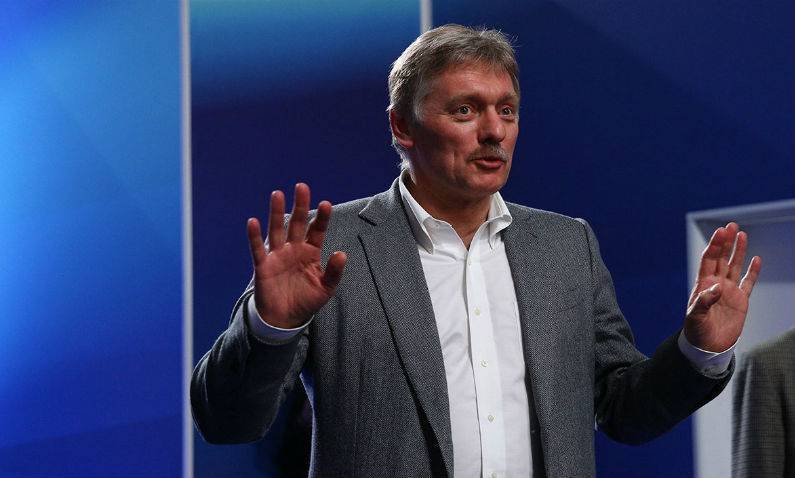 Дмитрий Песков - «Через месяц или два будем с трудом вспоминать тяготы, которые переживаем сегодня»: Песков разоткровенничался - bloknot.ru - Россия - Владимир Путин