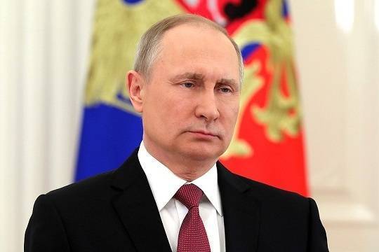 Владимир Путин - Путин дал правительству поручение снизить первый взнос по ипотеке для семей с детьми - versia.ru - Россия