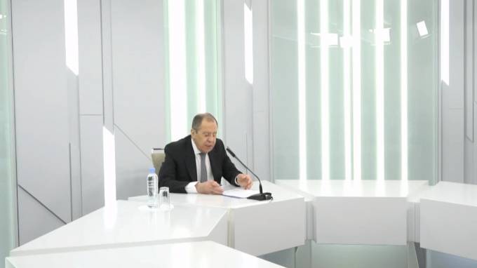 Сергей Лавров - Лавров призвал все страны объединиться для борьбы с коронавирусом - piter.tv - Россия