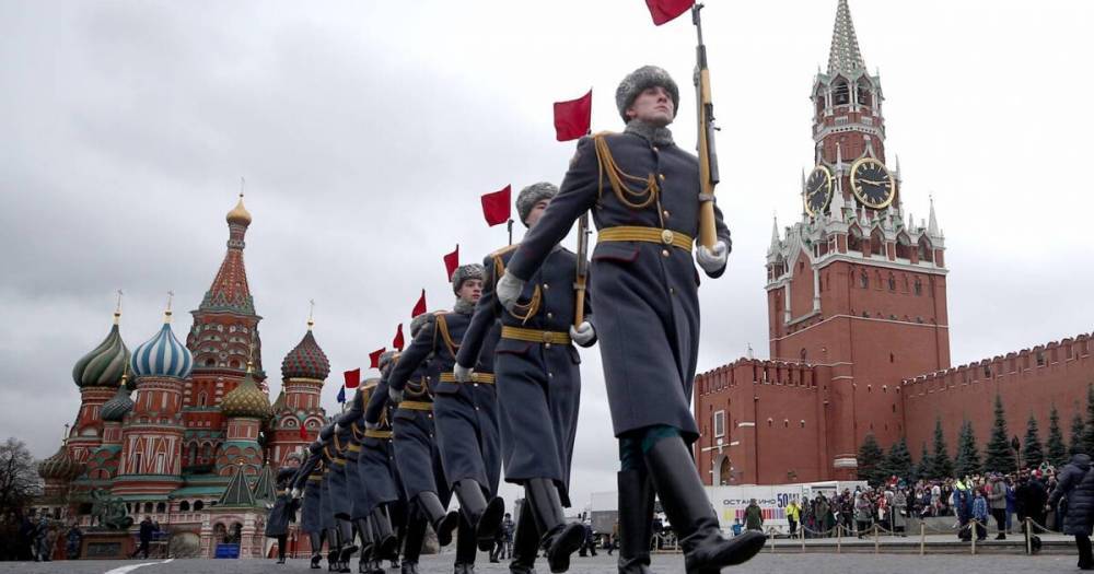 Бессмертный полк пройдёт в новом формате - readovka.news - Москва - Россия - Краснодар - Оренбург