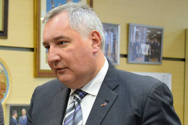 Дмитрий Рогозин - Илон Маск - Рогозин раскритиковал идею объединения с Маском – «подрядчиком Пентагона» - trud.ru