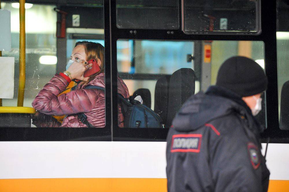 Владислав Султанов - Контролеры провели более тысячи рейдов в московском транспорте - tvc.ru - Москва