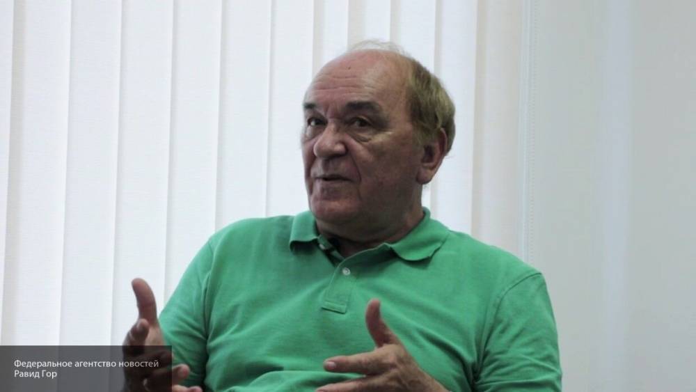Виктор Баранец - Баранец: оппозиция пытается политизировать коронавирус для дискредитации власти - politros.com - Россия - Китай - Гонконг