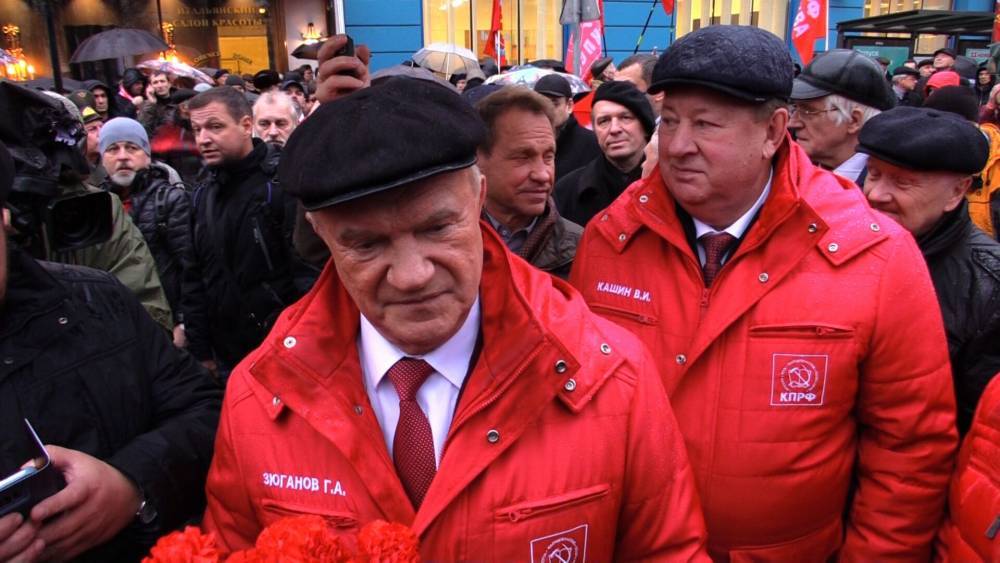 Сергей Марков - Владимир Жириновский - Владимир Ленин - Василий Власов - Власов: КПРФ игнорирует меры по борьбе с пандемией из-за бестолковости - politexpert.net - Россия
