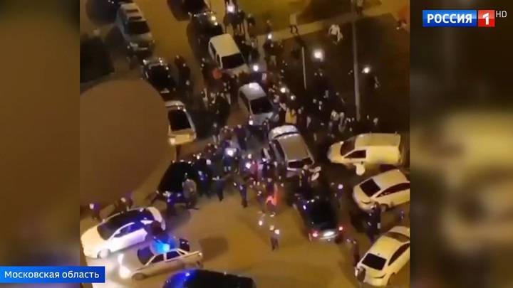 Антикарантинная вечеринка в Подмосковье: полиция проводит проверку - vesti.ru - Московская обл. - район Ленинский