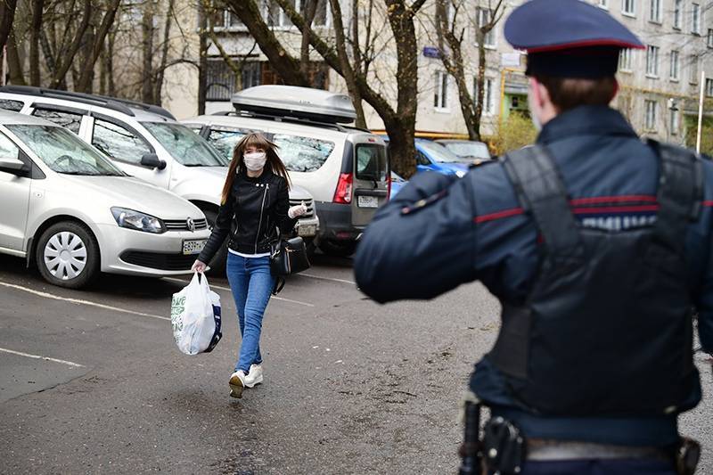 Женщина покусала полицейского за замечание о нарушении самоизоляции - tvc.ru - Чебоксары