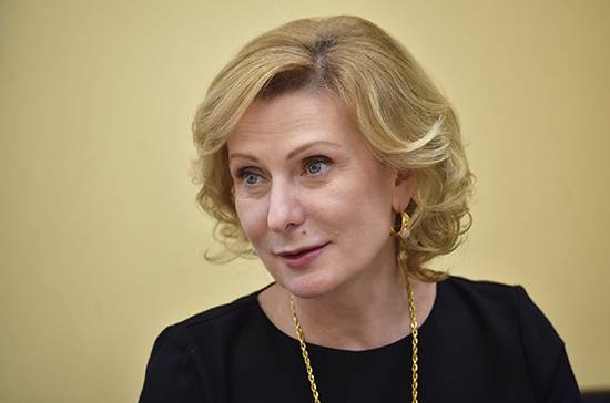 Инна Святенко - Святенко предложила в каждом субъекте создать горячие линии психологической помощи - pnp.ru - Москва