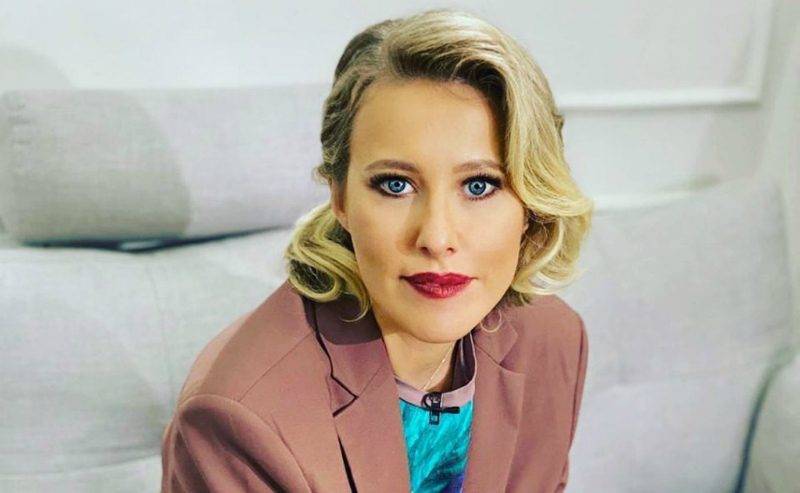 Ксения Собчак - «Люди их проедят»: Собчак передумала раздавать людям деньги - bloknot.ru