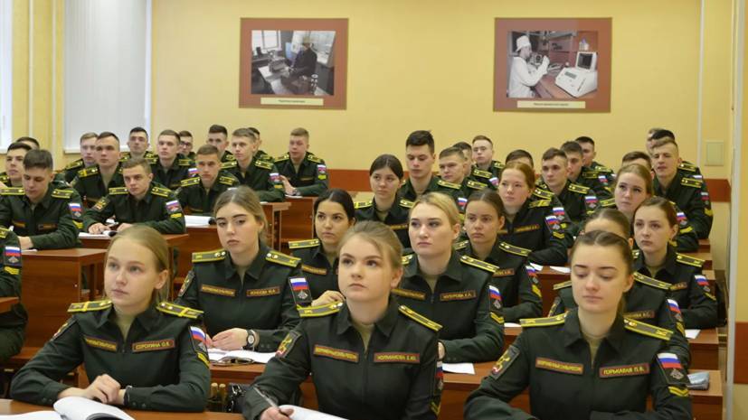 Сергей Шойгу - Учебный год в военных вузах России завершится досрочно - russian.rt.com - Россия