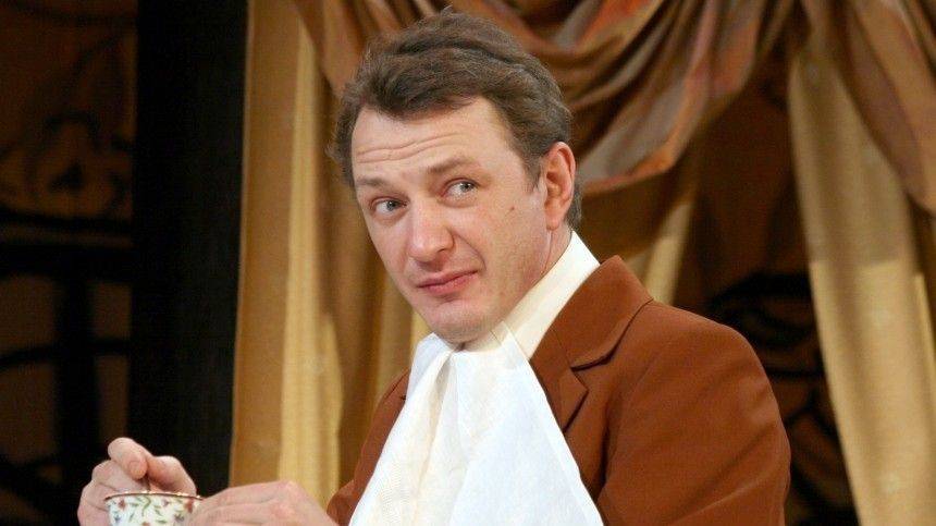 Марат Башаров - Марат Башаров попросил не писать про него гадости под фото его трехлетнего сына - 5-tv.ru