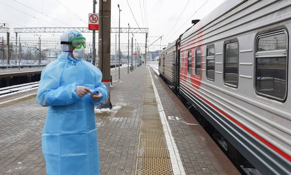 РЖД установили санитайзеры более чем на 400 российских вокзалах - vm.ru - Россия - Санкт-Петербург