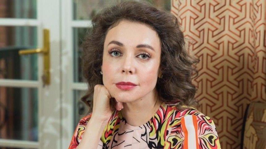 Божена Рынска - «Женечку принесли ко мне»: Рынска растрогала фанатов фото с дочерью в кровати - 5-tv.ru - Рынск