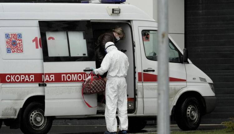 Лейла Адамян - В России около 400 беременных женщин заразились коронавирусом - newtvnews.ru - Москва - Россия