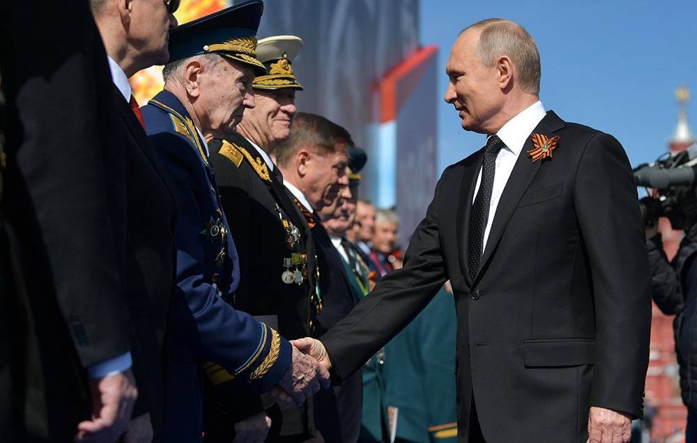 Владимир Путин - Дмитрий Песков - Путин выступит с обращением к ветеранам и россиянам 9 мая - tvc.ru - Россия