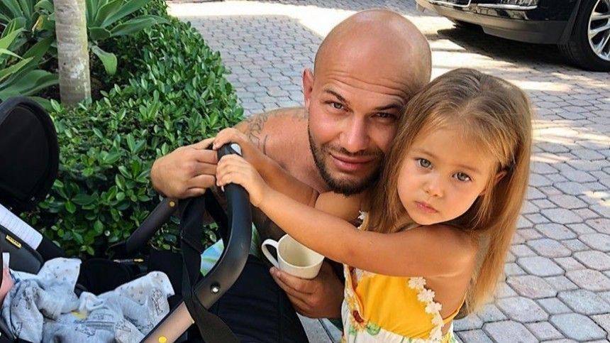 Оксана Самойлова - Рэпер Джиган опубликовал кадры с шикарного дня рождения трехлетней дочки - 5-tv.ru - Одесса