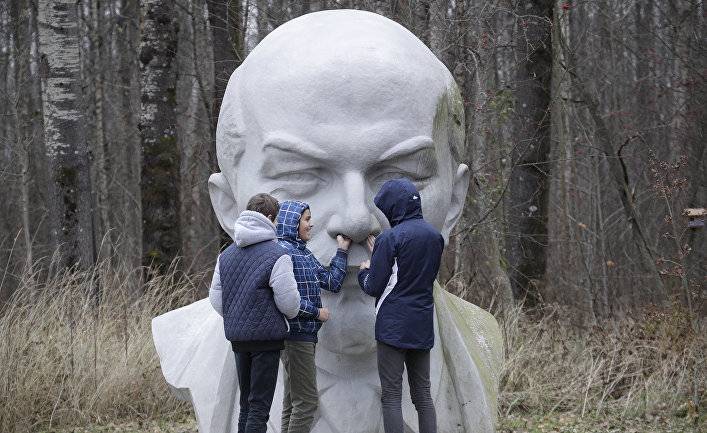 Владимир Ленин - Respekt (Чехия): Ленин сегодня - inosmi.ru - Санкт-Петербург - Венгрия - Чехия