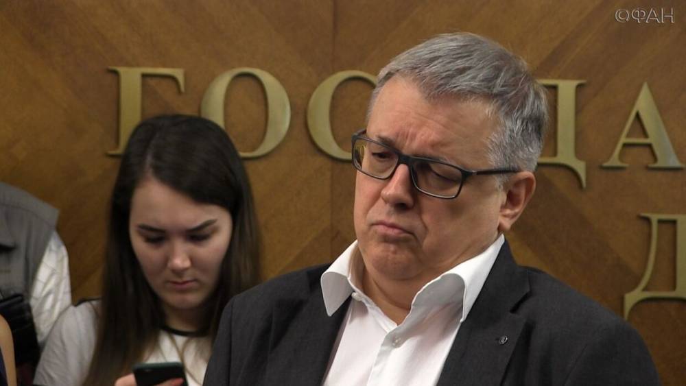 Ярослав Кузьминов - Ректор ВШЭ предрек ухудшение экономического состояния среднего класса в РФ - riafan.ru - Москва - Россия