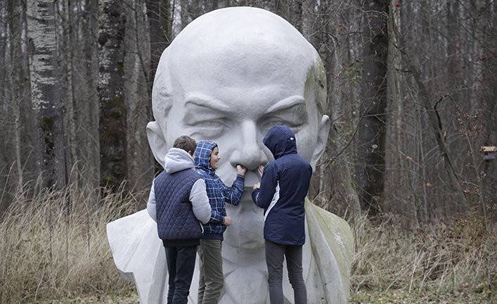 Владимир Ленин - Respekt: Ленин сегодня - geo-politica.info - Санкт-Петербург - Венгрия