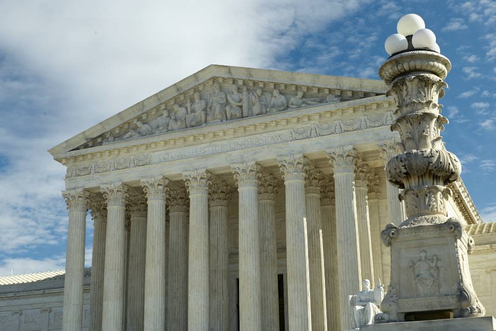 Верховный суд США отказался выносить решение по делу о праве на оружие - rtvi.com - США - Нью-Йорк - Нью-Йорк