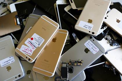 Россиян захотели обязать регистрировать смартфоны - lenta.ru - Россия