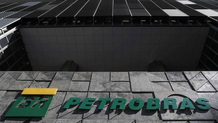 Petrobras отказывается от сокращений на фоне растущего спроса - vesti.ru - Бразилия